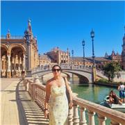 Profesor de apoyo escolar para niños de educación primaria de forma online